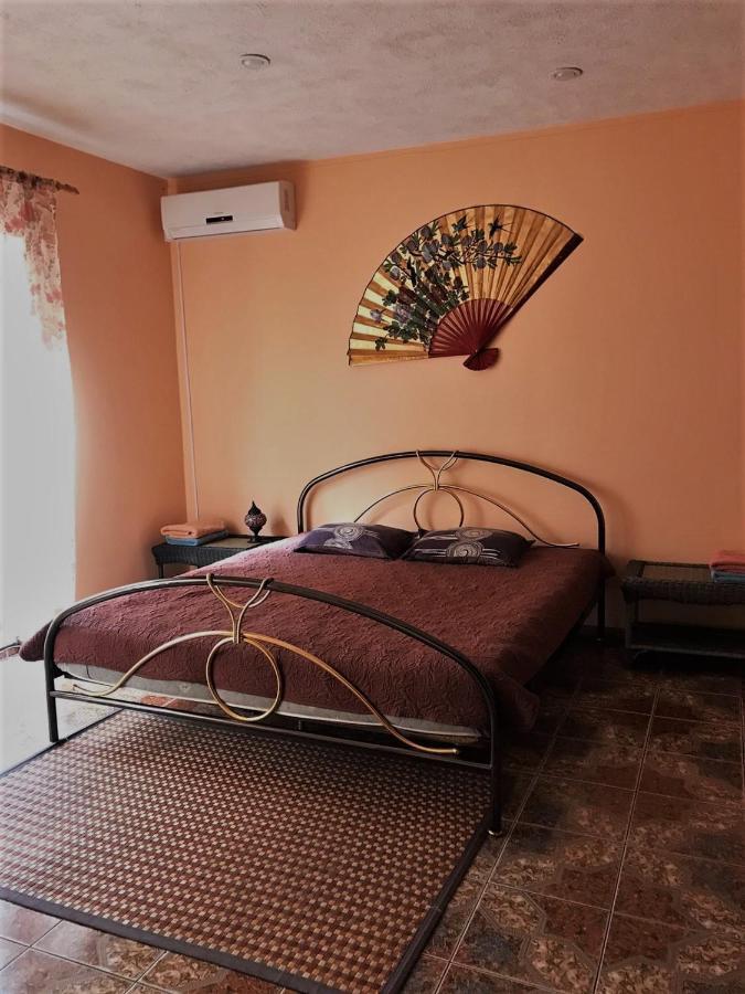Guest House Eco Home Jurmala Ngoại thất bức ảnh